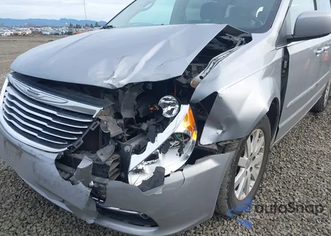 2013 Chrysler Town & Country Touring from USA, damaged, VIN 2C4RC1BG9DR721024